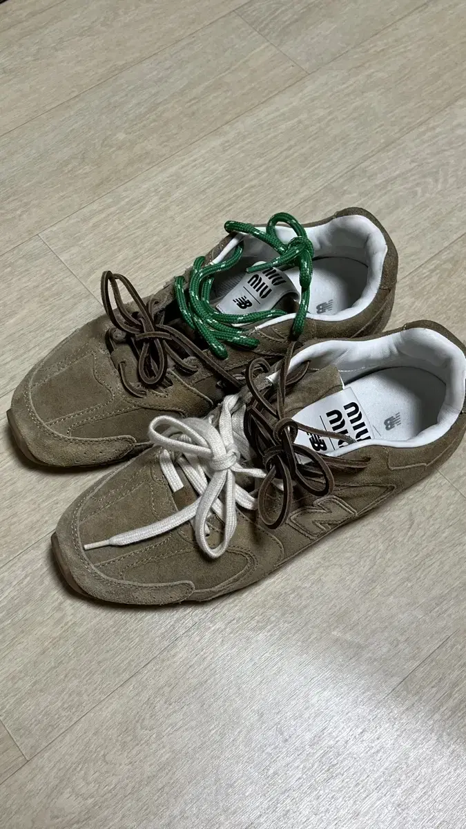 希少　90s MIU MIU ミュウミュウ　ミュール　サンダル　38 MiuMiu】クリスタル ミュール (MiuMiu/サンダル・ミュール